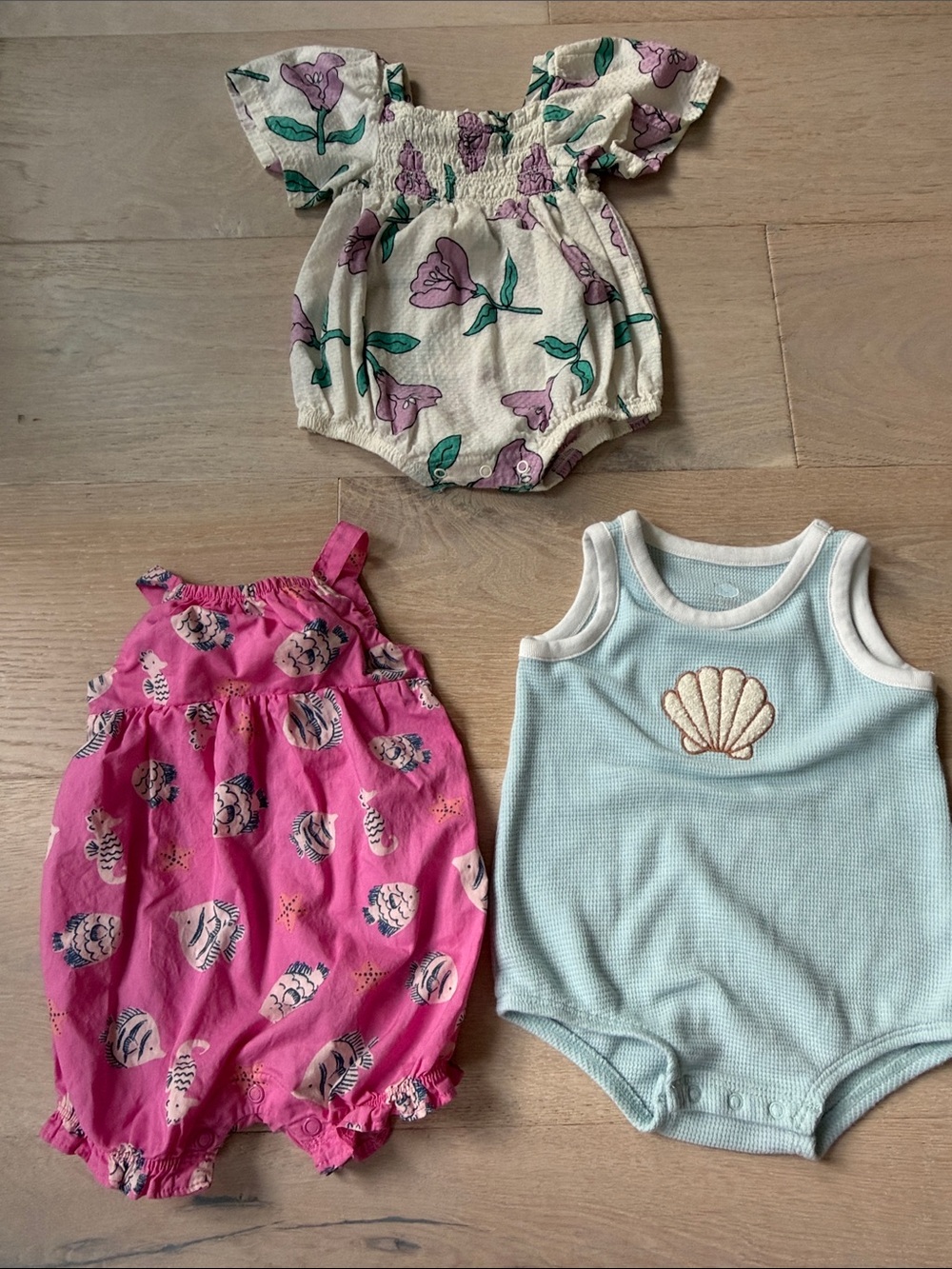 Bundle Baby Girl Summer Rompers Floral, Striped, Shell Pink Prints 3-6 m carters